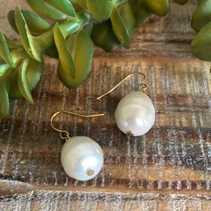 ❣️Gorgeous, Simple Faux Pearl Teardrop Earrings❣️